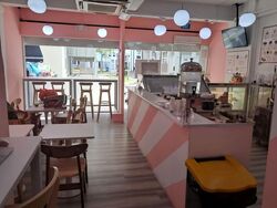 Saint George's Road (D12), Retail #577739761